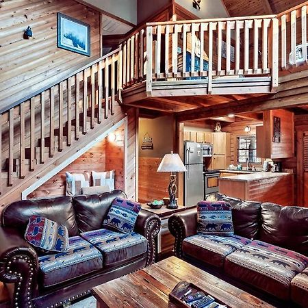 Mama Bear'S Retreat Villa เซอเวียร์วีล ภายนอก รูปภาพ